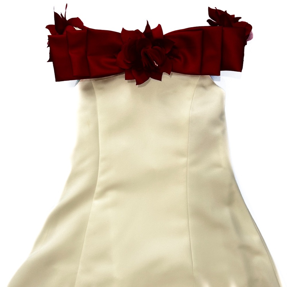 NWT Satin Flower girl dress by Sweet Beginnings. Sz 5, Diamond White/Cranberry